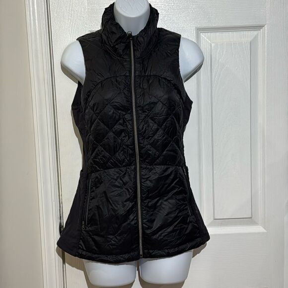 Lululemon Down For A Run Vest Black Slim-fit Goose Down 800 fill size 4 - Picture 1 of 13